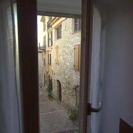 Triplex De Saint-paul Free Public Parking *